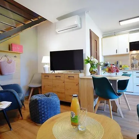 Comfortable Homes With Terraces,