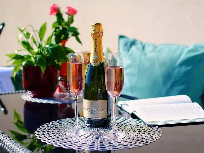 بيت للعطل Comfortable Homes With Terraces, ملنك